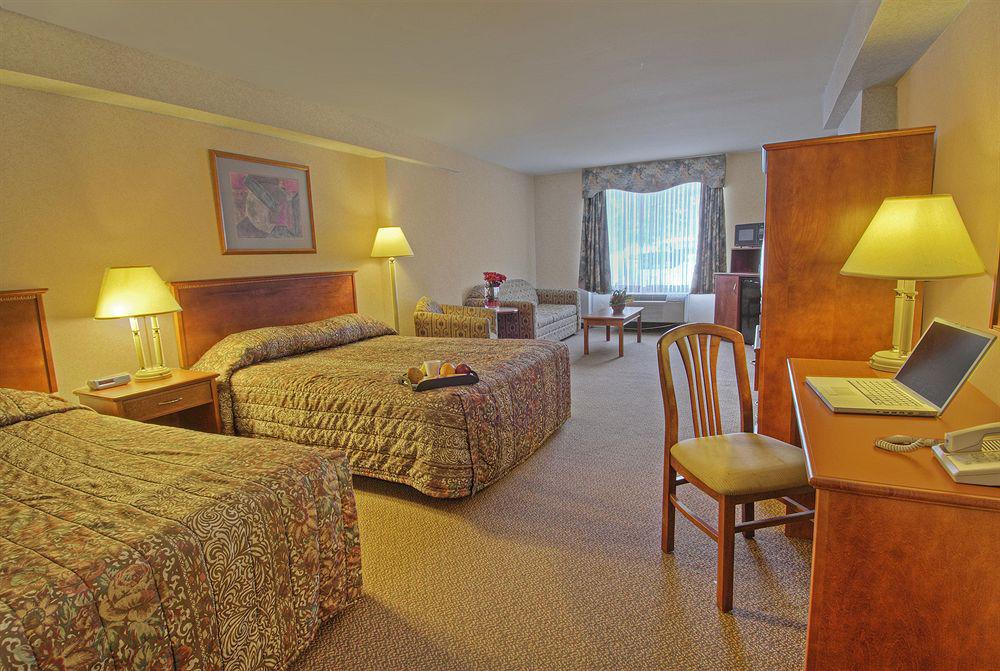 Econo Lodge Орилия Стая снимка
